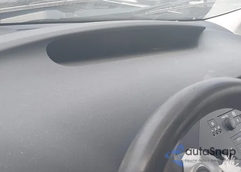 2010 Toyota Prius z USA, uszkodzony, nr VIN JTDKN3DU2A0221688